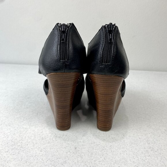 Seychelles Black Leather Risky Business Wedge Sandals 8 - Picture 12 of 12